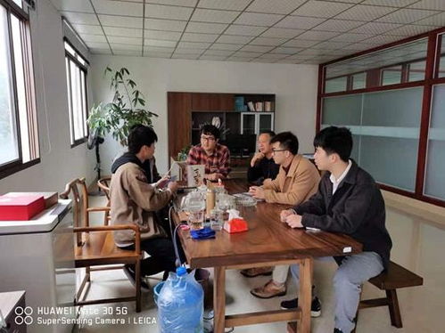 为入驻企业开展法律与信息咨询服务